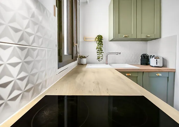 Central, Elegant & Cosy Lejlighed Nice