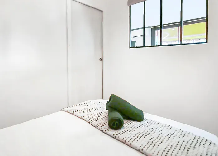 Central, Elegant & Cosy Apartment